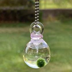 Kaki Life Marimino Pink Sphere Necklace